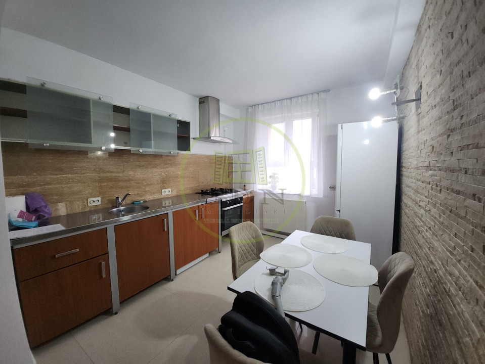 De închiriat - Apartament 3 camere - Str Nicolae Iorga