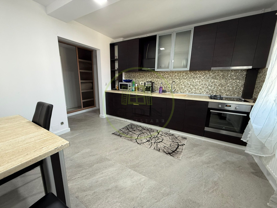 Apartament 2 camere, decomandat, 60 mp, Cartier Craiovita zona Catedrala 