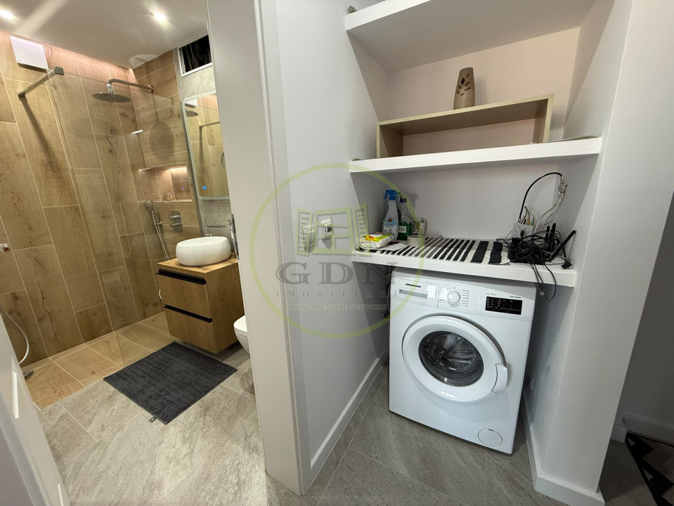 Apartament 2 camere, decomandat, 60 mp, Cartier Craiovita zona Catedrala 
