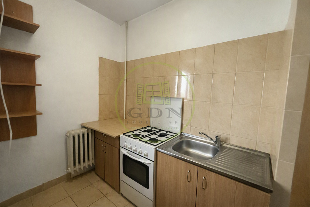 Garsonieră, 30.7 mp, cartier Brazda lui Novac, zona CAS