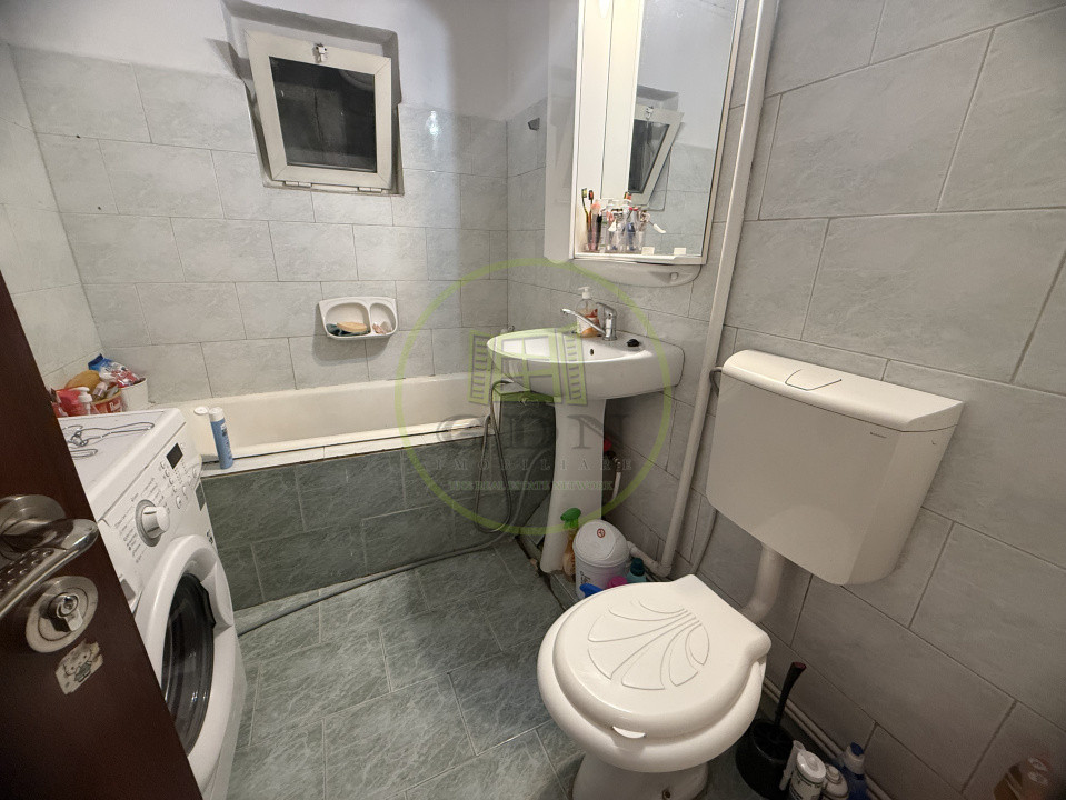 Apartament 3 camere, 67.81 mp, cartier Rovine, zona Liceul Tudor  Arghezi