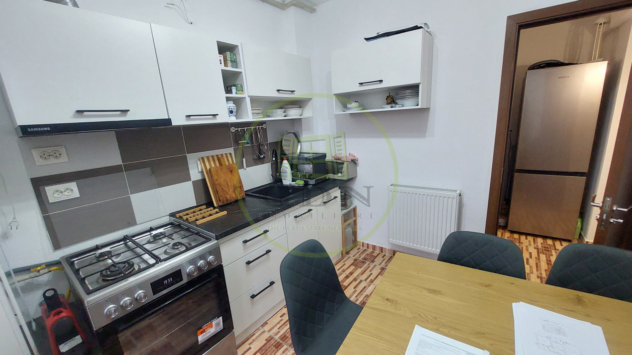 Apartament doua camere decomandat, 60 mp, Cartier Brestei, zona Biserica