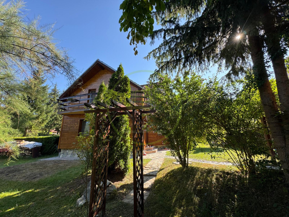 CASA DE VACANTA- PORUMBACU DE SUS (VALEA ZANELOR)-DE VANZARE