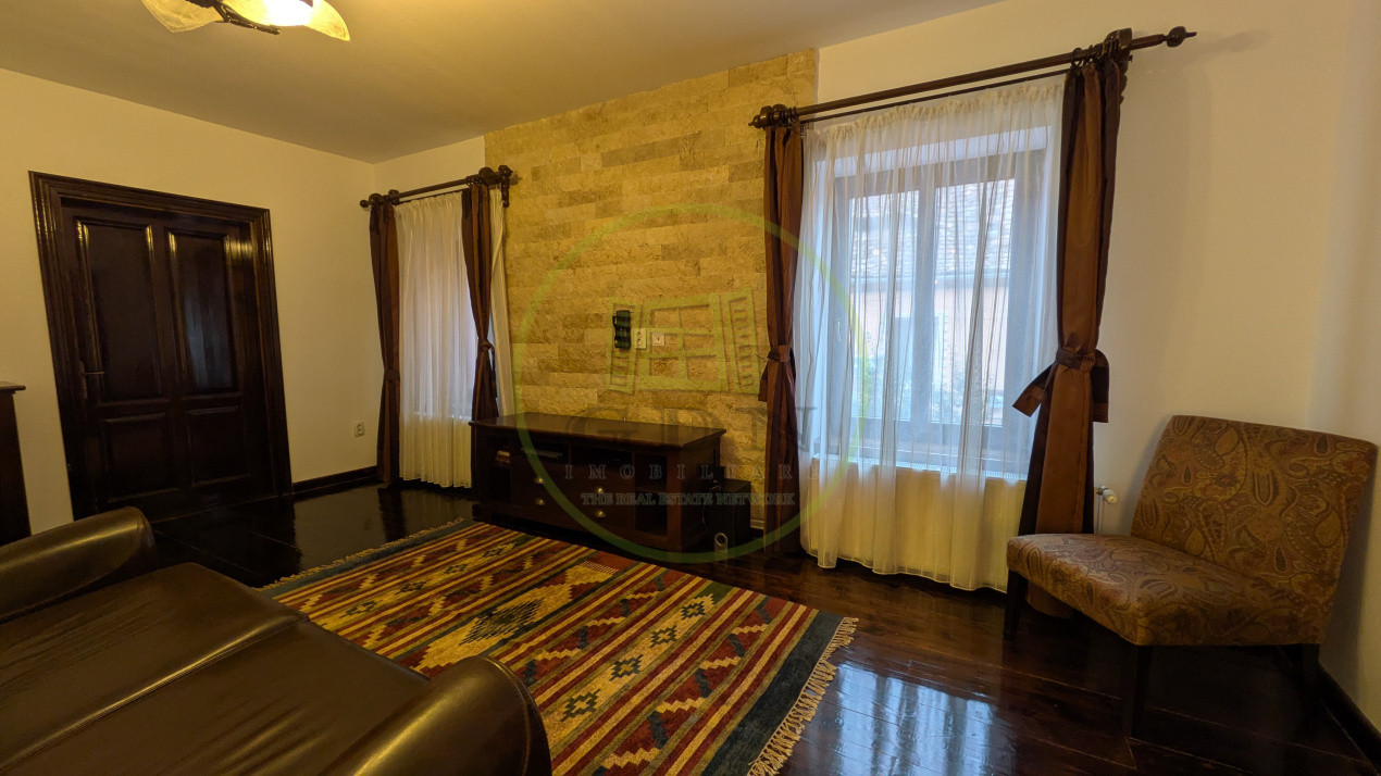 CENTRUL ISTORIC, APARTAMENT LA CASĂ, 88,98 MP, 3 CAMERE PE DOUĂ NIVELURI