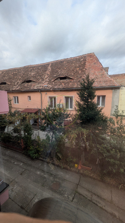 CENTRUL ISTORIC, APARTAMENT LA CASĂ, 88,98 MP, 3 CAMERE PE DOUĂ NIVELURI