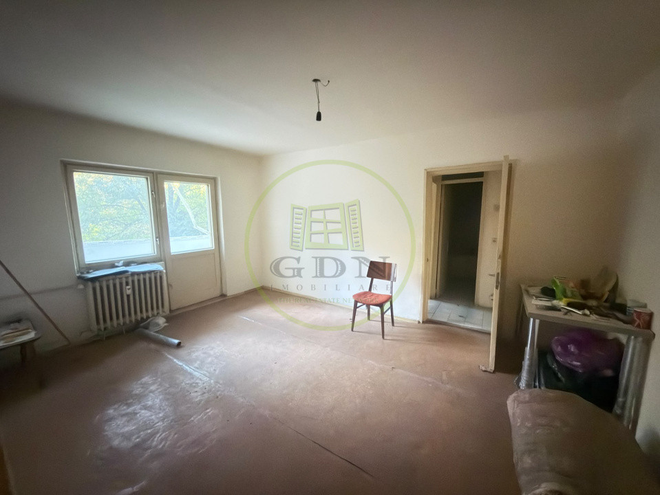 Apartament, 3 camere, semidecomandat, cartier Brazda lui Novac, zona Simplon