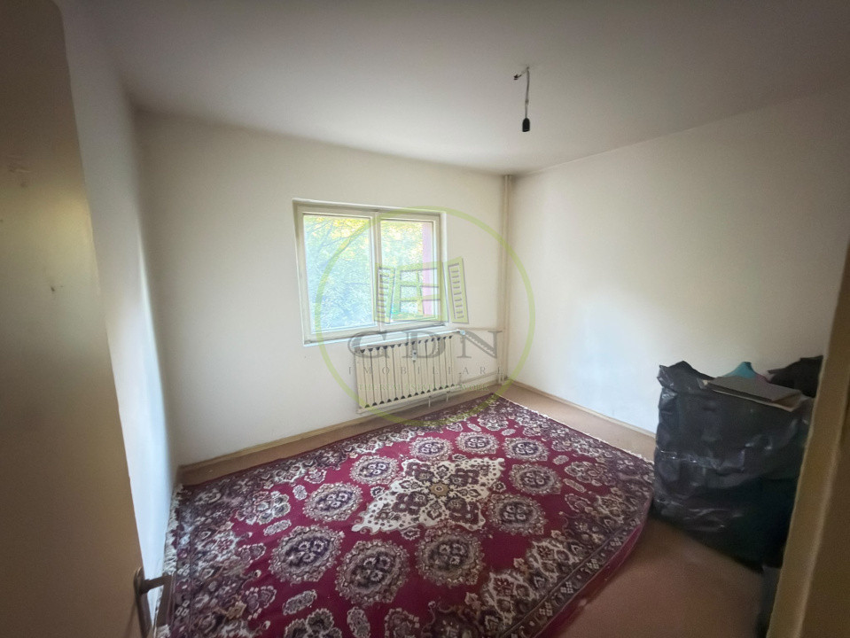 Apartament, 3 camere, semidecomandat, cartier Brazda lui Novac, zona Simplon
