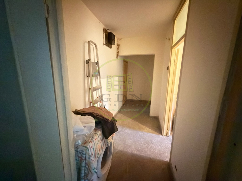 Apartament, 3 camere, semidecomandat, cartier Brazda lui Novac, zona Simplon