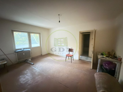 Apartament, 3 camere, semidecomandat, cartier Brazda lui Novac, zona Simplon