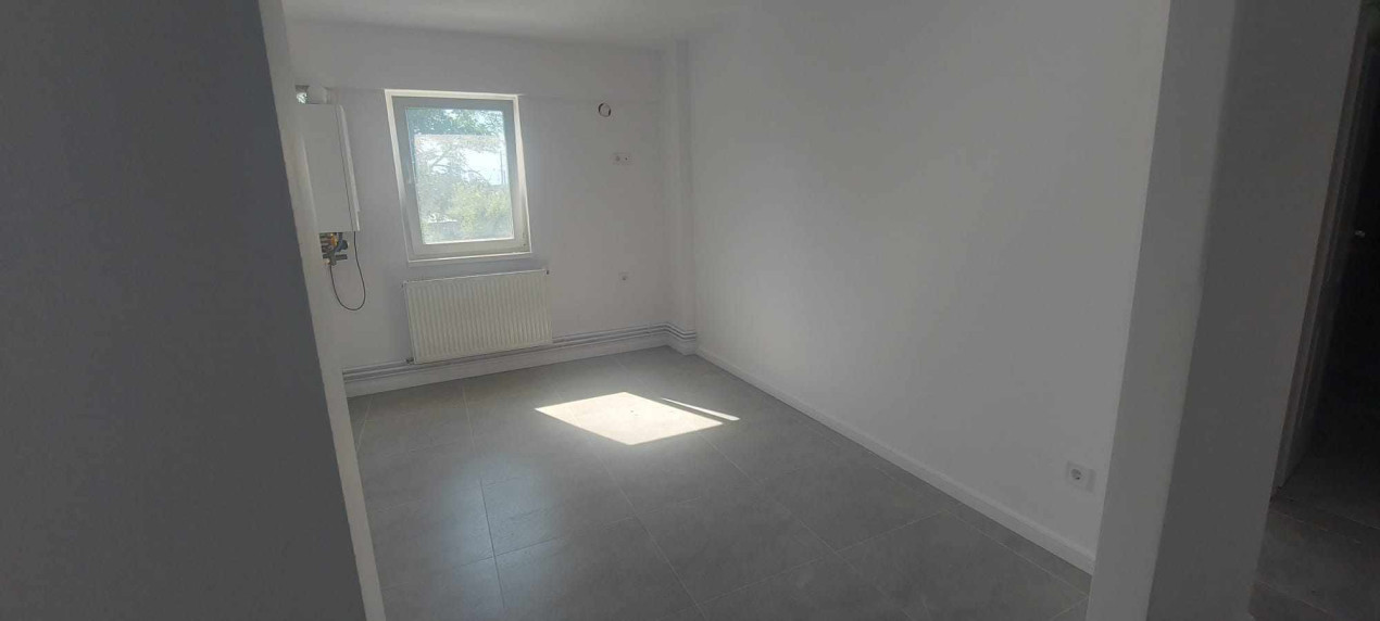 Apartament 3 camere, 68 mp utili, zona centrala