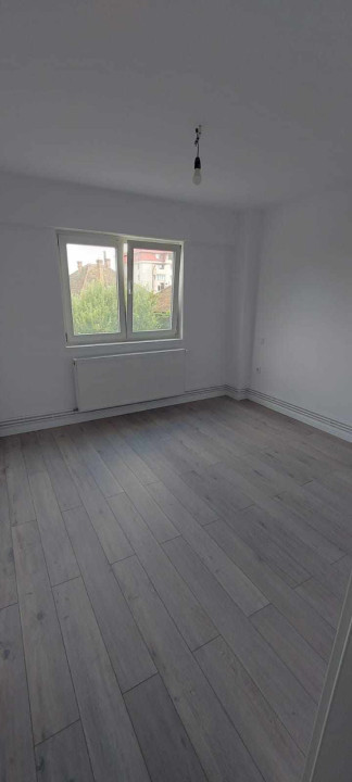 Apartament 3 camere, 68 mp utili, zona centrala