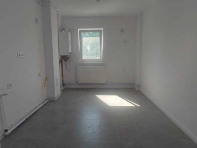 Apartament 3 camere, 68 mp utili, zona centrala