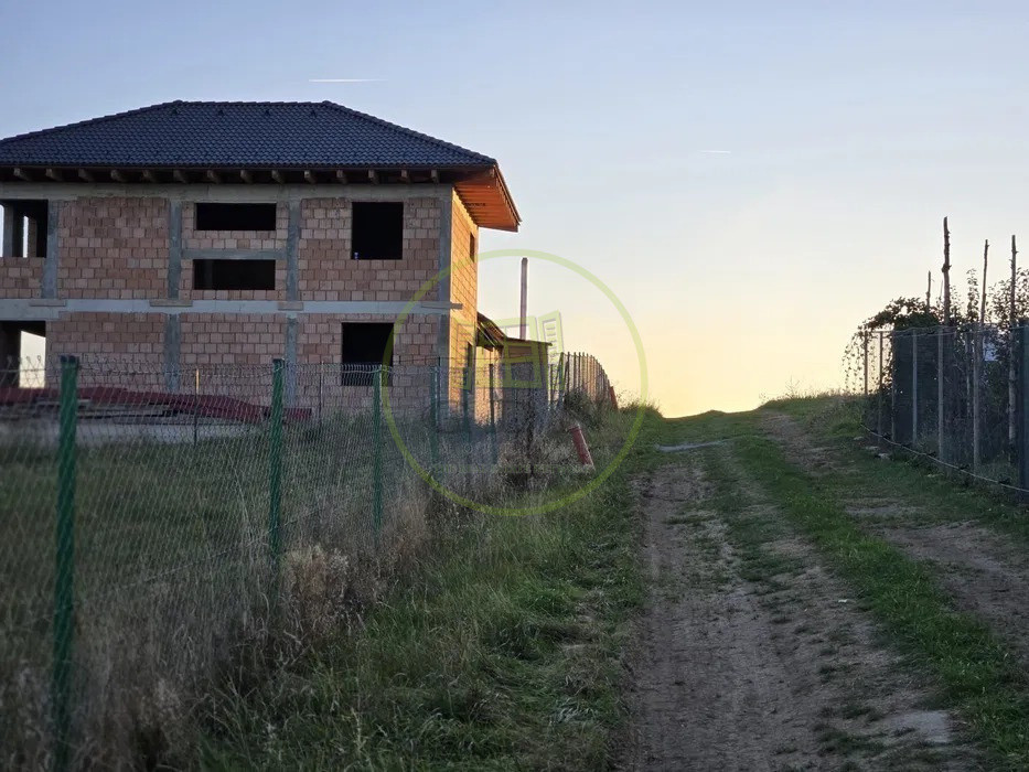 Teren de vânzare în Sovata - 1000 mp / Dealul Mestecănișului