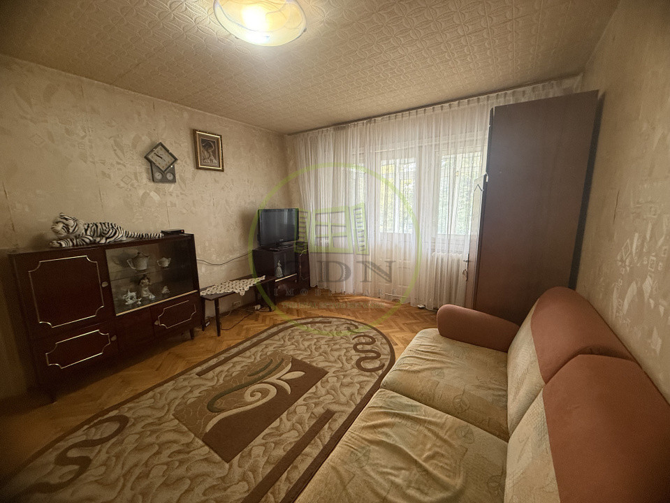 Apartament 3 camere, 51.63 mp, cartier Craiovița Nouă, zona Școala 30