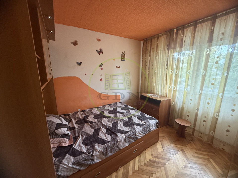 Apartament 3 camere, 51.63 mp, cartier Craiovița Nouă, zona Școala 30