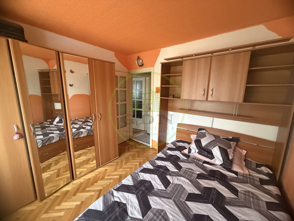 Apartament 3 camere, 51.63 mp, cartier Craiovița Nouă, zona Școala 30
