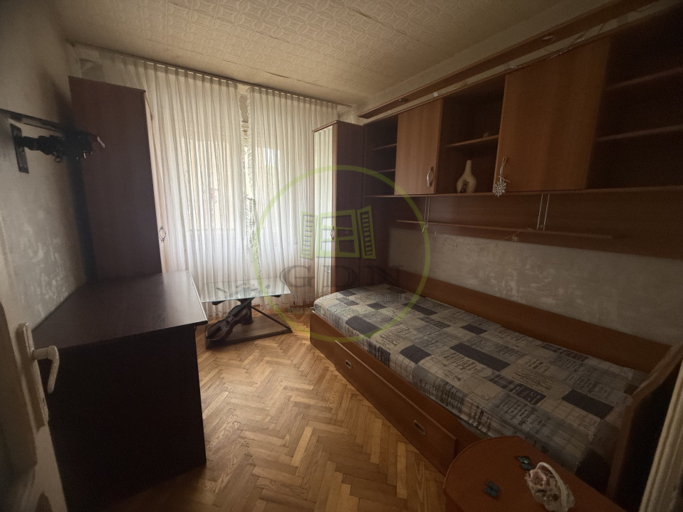 Apartament 3 camere, 51.63 mp, cartier Craiovița Nouă, zona Școala 30