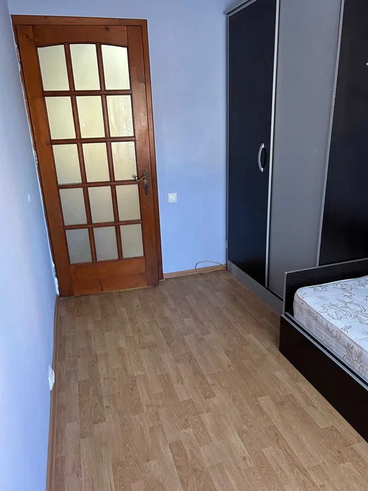 Apartament 3 camere, Vasile Aaron, 65mp