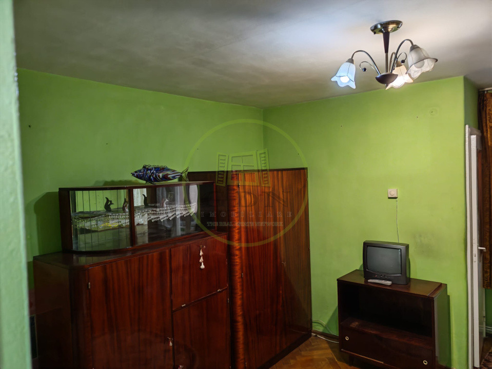 Apartament cu o cameră de vânzare în Reghin