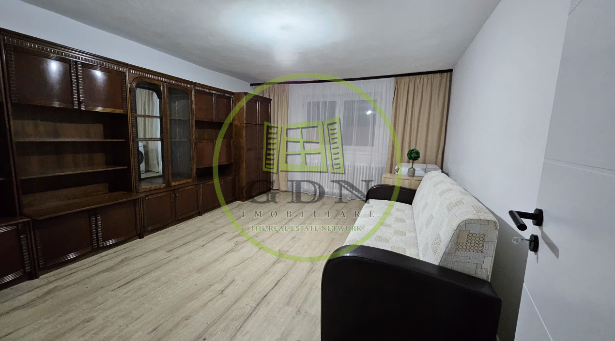 Casă de vânzare , zona Turnișor – 5 camere, pivniță, garaj și teren 