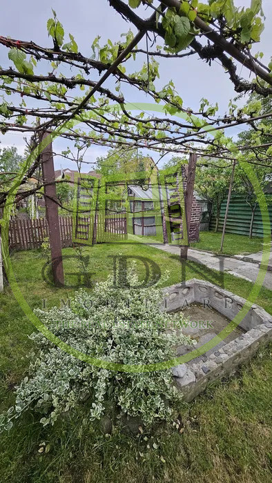 Casă de vânzare , zona Turnișor – 5 camere, pivniță, garaj și teren 