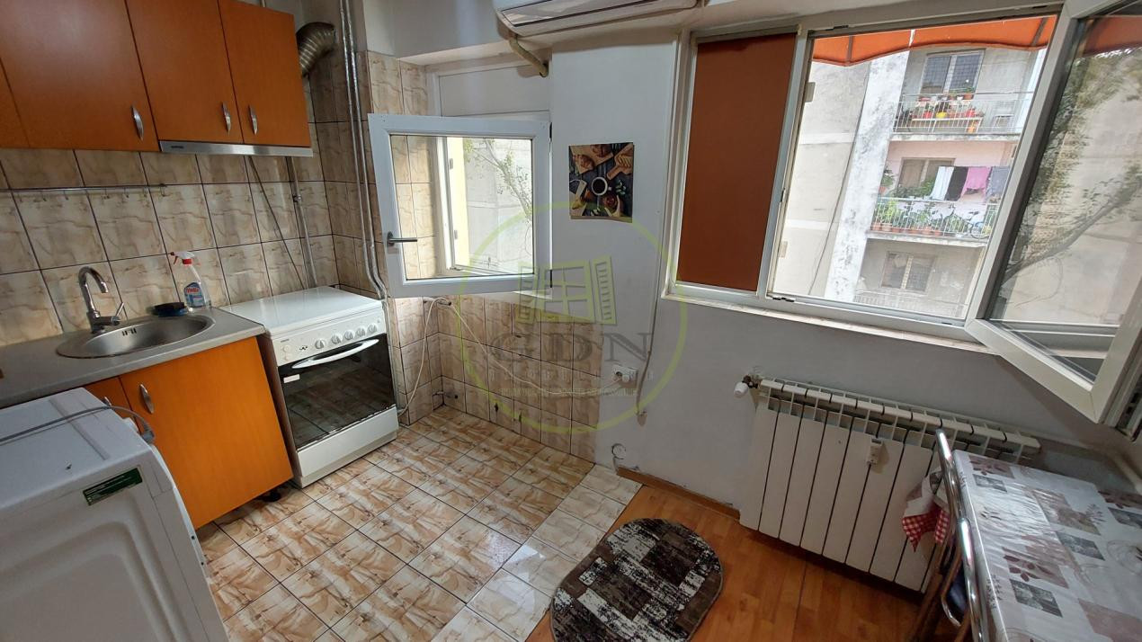 Garsoniera semidecomandata, etajul 3, cartier Lăpuș, zona Restaurantul Intim