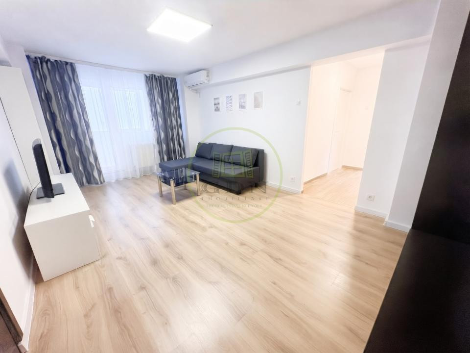 Apartament cu 3 camere de închiriat în Crângași | Semidecomandat | 750 €/lună |