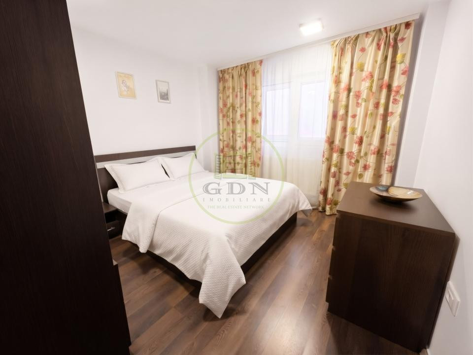 Apartament cu 3 camere de închiriat în Crângași | Semidecomandat | 750 €/lună |