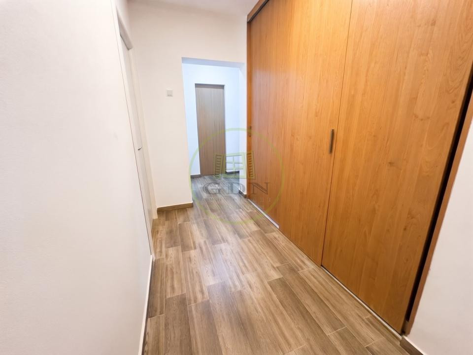 Apartament cu 3 camere de închiriat în Crângași | Semidecomandat | 750 €/lună |