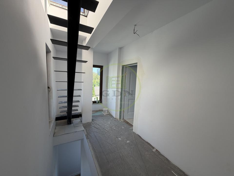 Casa P+2, 202mp utili, 111mp utili, zona Stefan cel Mare