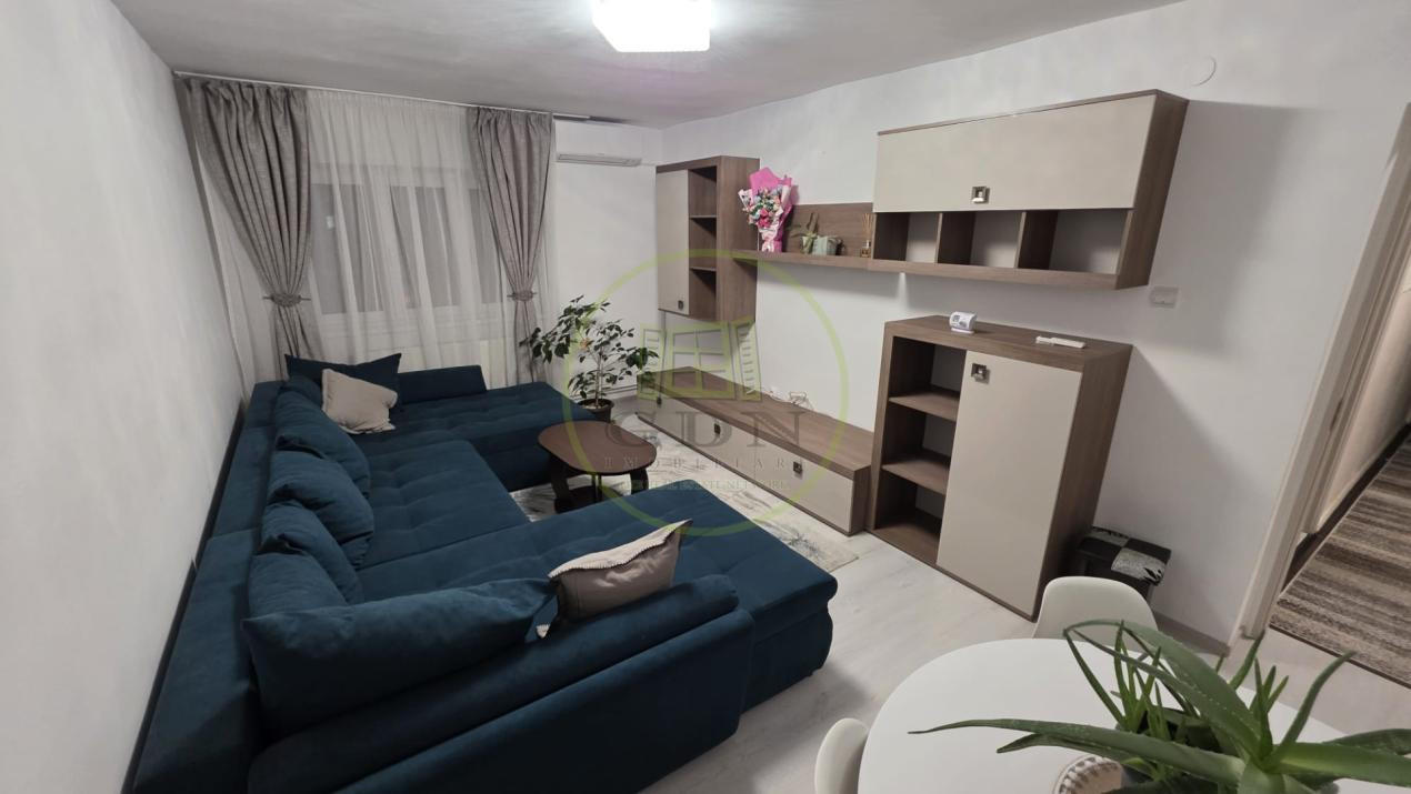 Apartament 3 camere decomandate, 77 mp, balcon, aer condiționat, Terezian, Sibiu