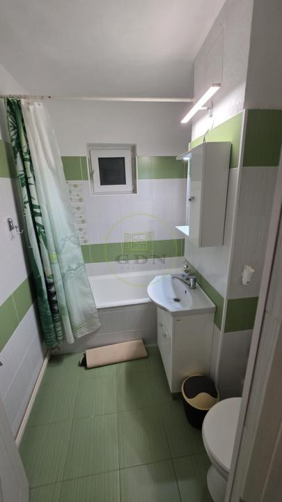 Apartament 3 camere decomandate, 77 mp, balcon, aer condiționat, Terezian, Sibiu