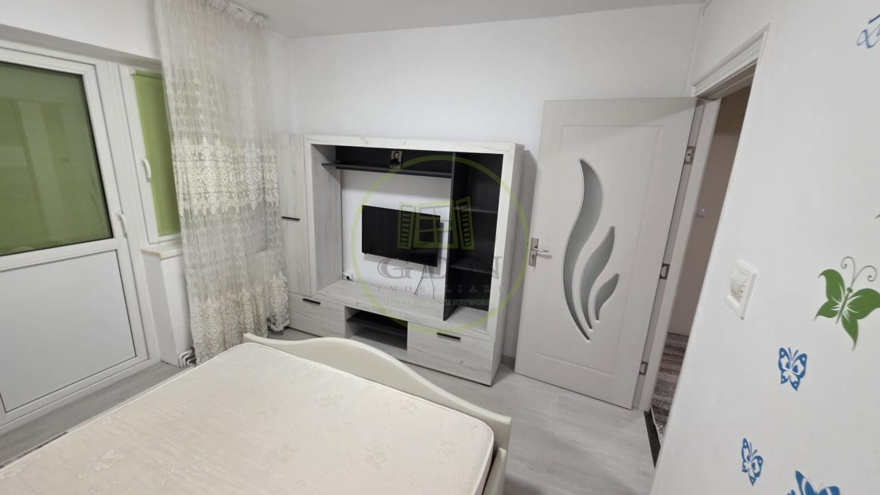 Apartament 3 camere decomandate, 77 mp, balcon, aer condiționat, Terezian, Sibiu