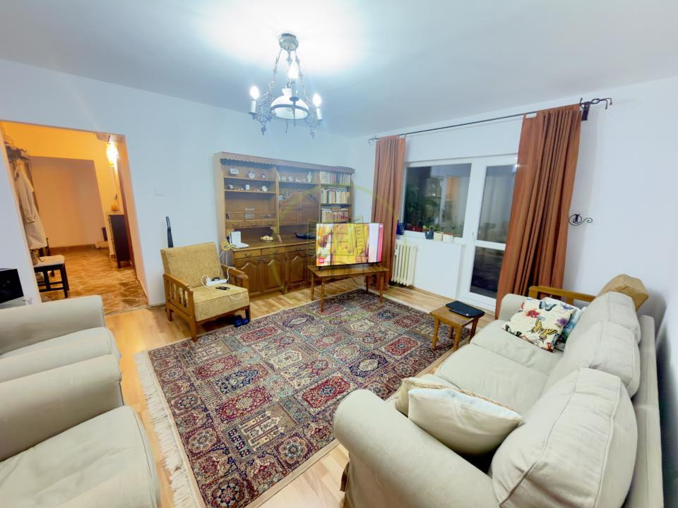Apartament 3 camere, 69.36 mp, cartier Rovine, zona Ibiza