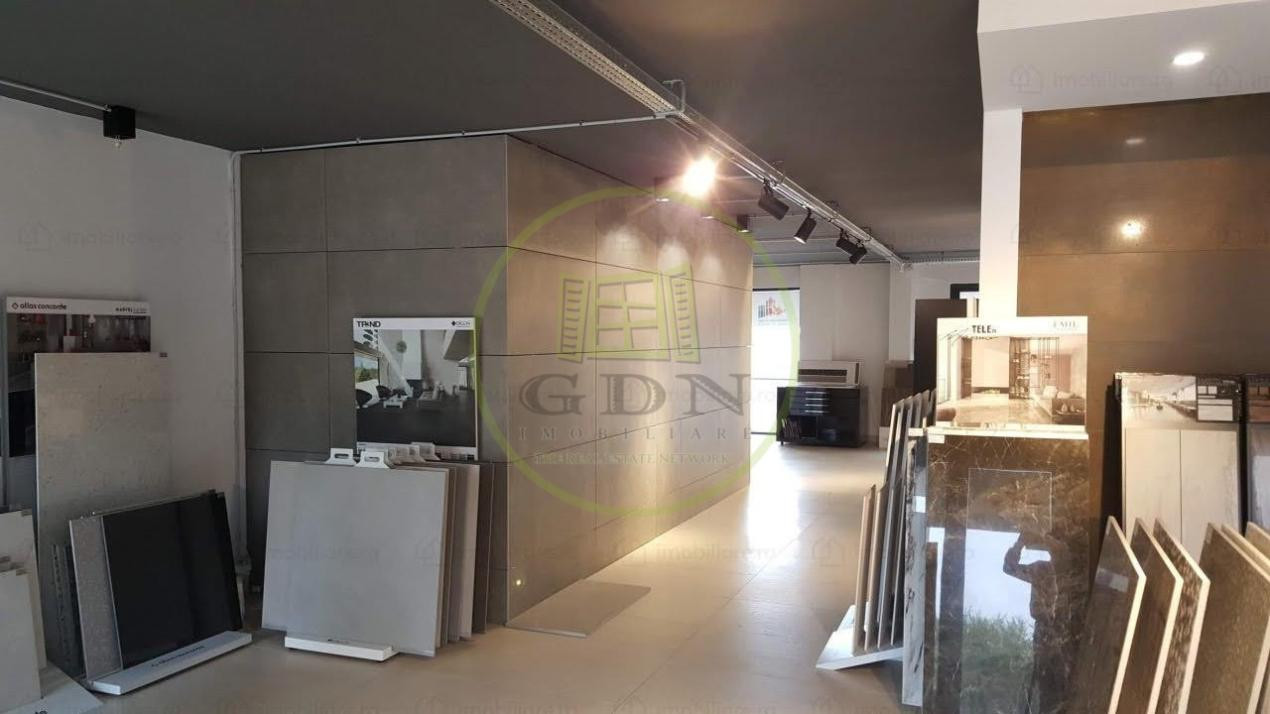 Închiriere spațiu comercial, 200 mp. + 3 locuri de parcare