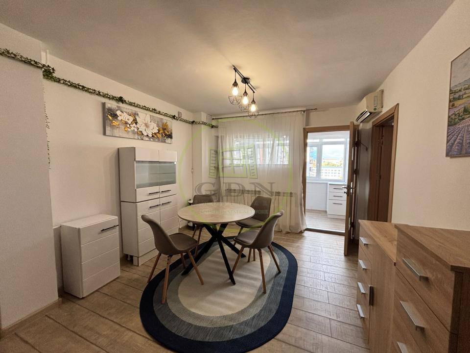 Apartament 2 camere, 52 mp, Ultracentral , zona English Park