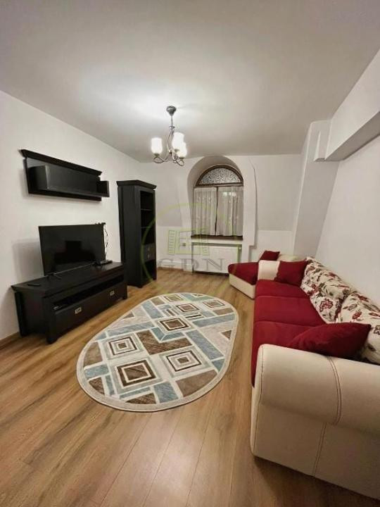 Apartament 3 camere, 2 băi, 72 mp, de închiriat, Centrul Istoric Sibiu