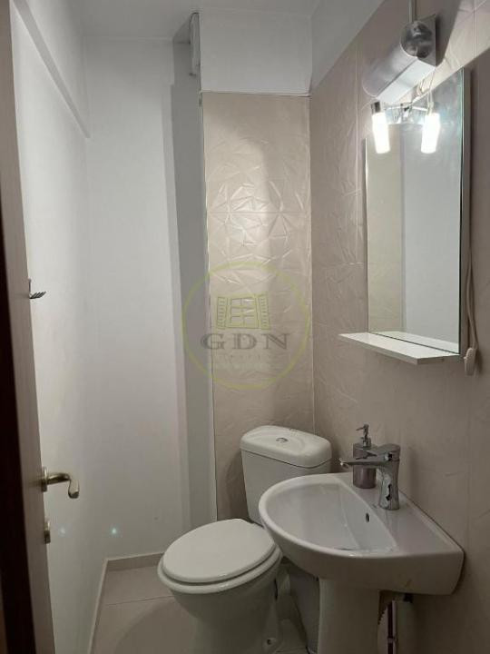 Apartament 3 camere, 2 băi, 72 mp, de închiriat, Centrul Istoric Sibiu