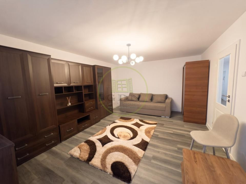 GARSONIERĂ SPAȚIOASĂ| 44 MP |MILITARI- DEALUL ȚUGULEA| 400€/Luna|