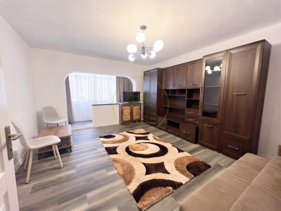 GARSONIERĂ SPAȚIOASĂ| 44 MP |MILITARI- DEALUL ȚUGULEA| 400€/Luna|