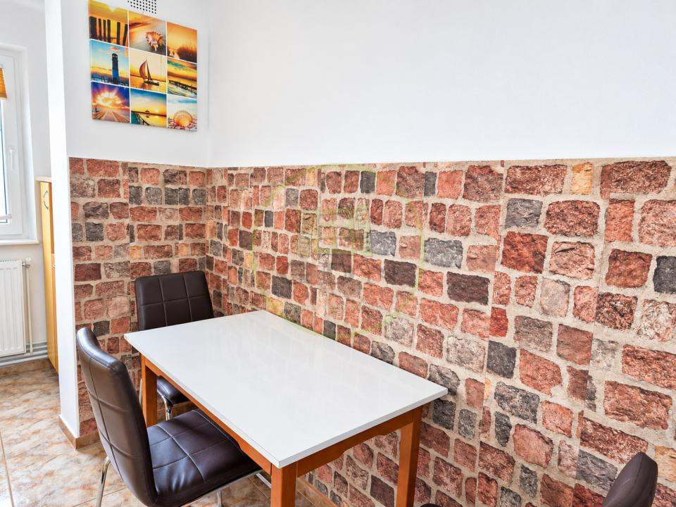 Închiriere apartament 3 camere Astra Brașov + parcare