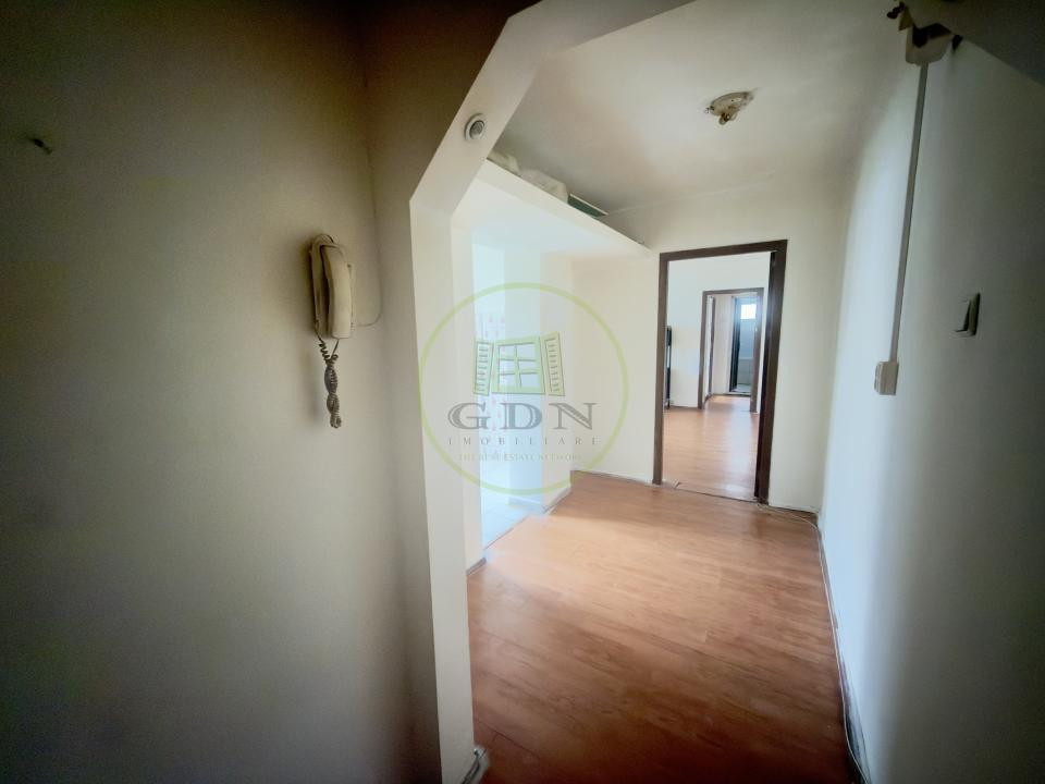 Apartament 2 camere, 54.2 mp, cartier Craiovita Noua, zona Niela