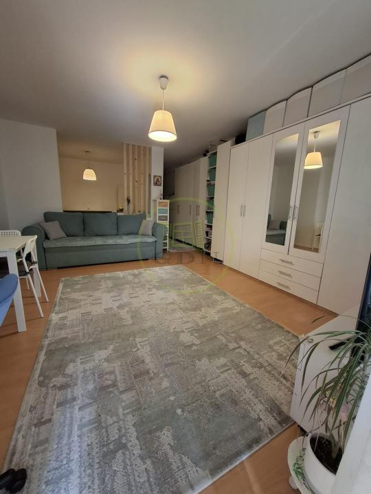 Sibiu, Zona Belvedere, 45,63 mp, apartament cu nișă de dormit, si o mică grădină