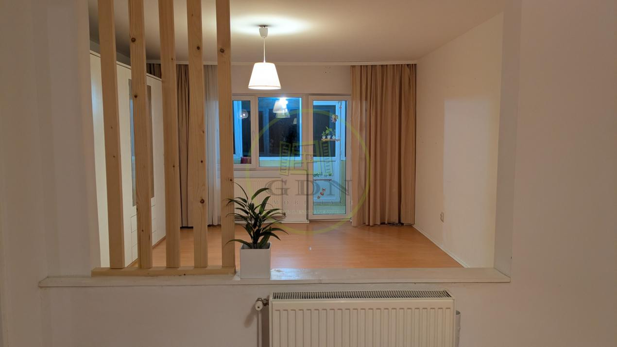 Sibiu, Zona Belvedere, 45,63 mp, apartament cu nișă de dormit, si o mică grădină