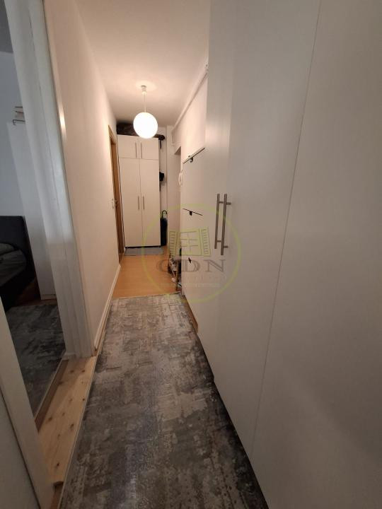 Sibiu, Zona Belvedere, 45,63 mp, apartament cu nișă de dormit, si o mică grădină