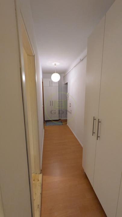 Sibiu, Zona Belvedere, 45,63 mp, apartament cu nișă de dormit, si o mică grădină