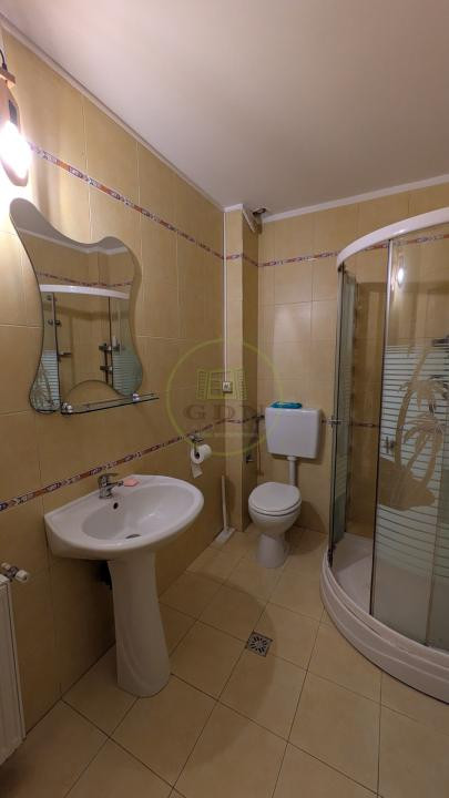 Sibiu, Zona Belvedere, 45,63 mp, apartament cu nișă de dormit, si o mică grădină