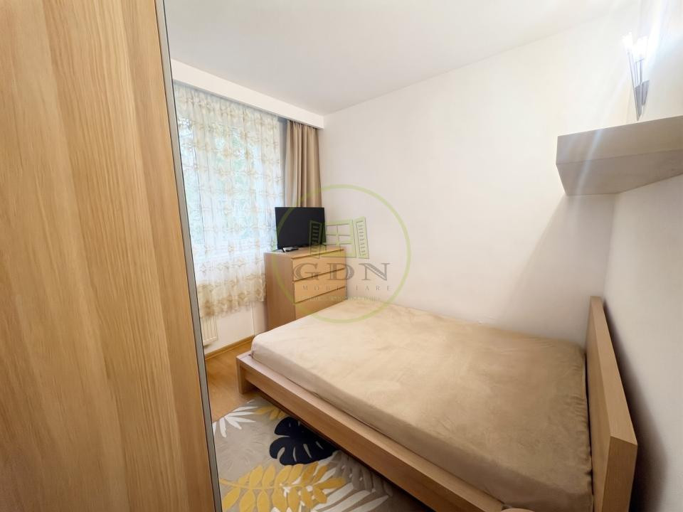 Apartament cu 3 camere| Mobilat și utilat complet | Drumul Taberei | 590 €/lună