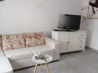  Apartament de vânzare, 2 camere 43 mp  – Zona Promenada Mall