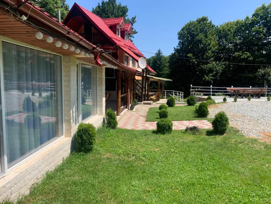 Casă de vacanță cu piscină încălzită în Valea Avrigului, județul Sibiu